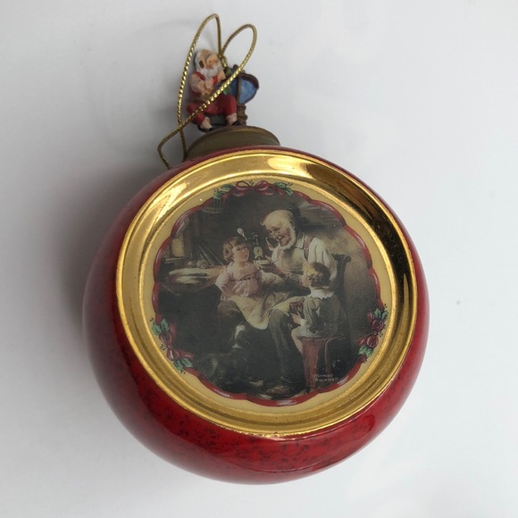 Norman Rockwell's Christmas Classics Heirloom Porcelain Ornament  1998 - Picture 1 of 8